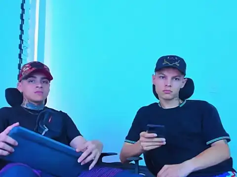 Thomas-Wil online show from 01/18/26, 08:23