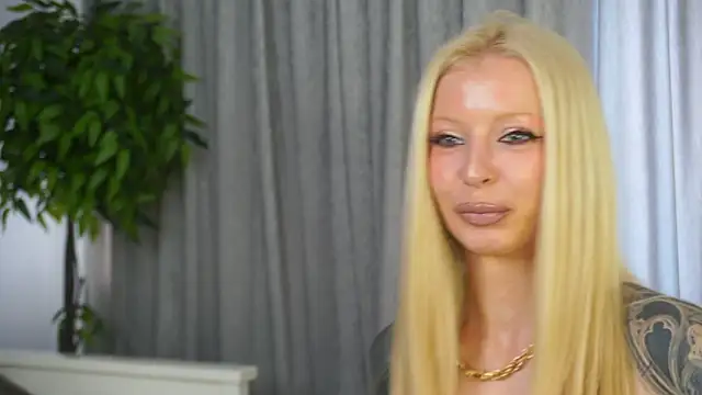 LanaReals online show from 03/04/26, 08:09