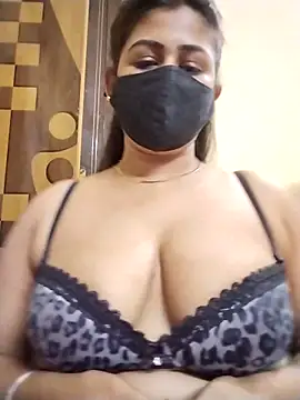 pinkihot23 online show from 02/26/26, 04:17