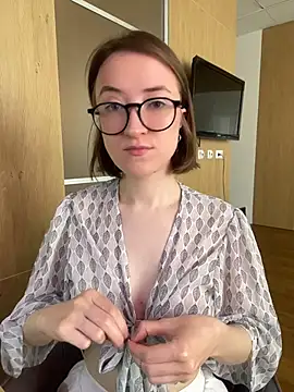 Persephone Kore online show from 04/24/26, 12:07