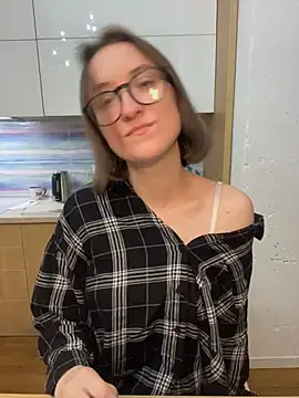Persephone Kore online show from 05/19/26, 07:53