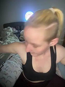 Snapshot of PurpleHazexx chatting on 03/03/26, 12:11 PurpleHazexx online show from 03/03/26, 12:11