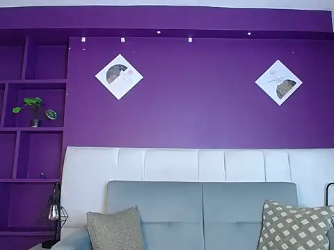 MEGHAN-QUEEN online show from 01/14/26, 04:29