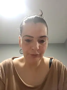 Snapshot of roksa2026 chatting on 04/24/26, 07:55 roksa2026 online show from 04/24/26, 07:55
