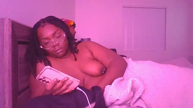 Snapshot of Kokohayes chatting on 02/22/26, 06:46 Kokohayes online show from 02/22/26, 06:46