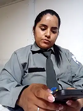 Snapshot of Isabel_3 chatting on 02/19/26, 01:12 Isabel 3 online show from 02/19/26, 01:12