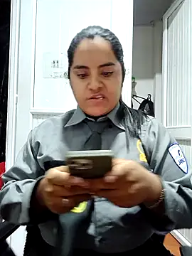 Snapshot of Isabel_3 chatting on 02/27/26, 04:01 Isabel 3 online show from 02/27/26, 04:01