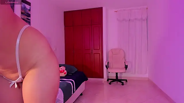 rosse taylorx1 online show from 02/28/26, 06:53