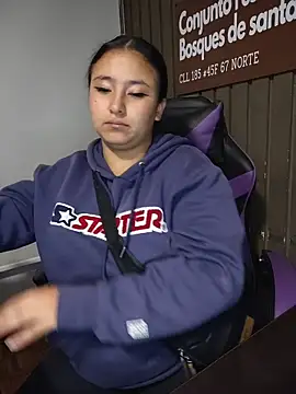 Cute Penelope  online show from 01/14/26, 11:27