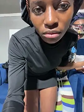 CreamyCupCake 96 online show from 04/17/26, 11:24