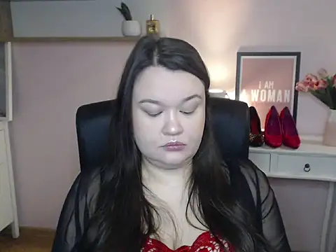 Snapshot of HollyDanceSoul chatting on 02/14/26, 07:27 HollyDanceSoul online show from 02/14/26, 07:27