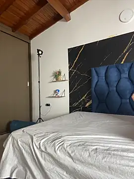 uncontrolled fire online show from 03/28/26, 07:46