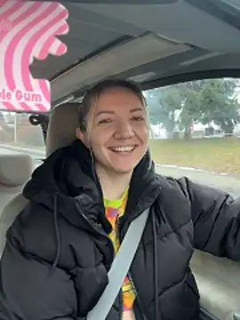 Snapshot of Marina_und_Jayden chatting on 02/09/26, 03:38 Marina und Jayden online show from 02/09/26, 03:38