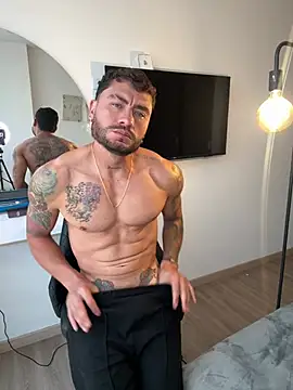 FrancoRossi  online show from 04/20/26, 01:36