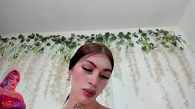 lizz lunna online show from 06/17/26, 08:21