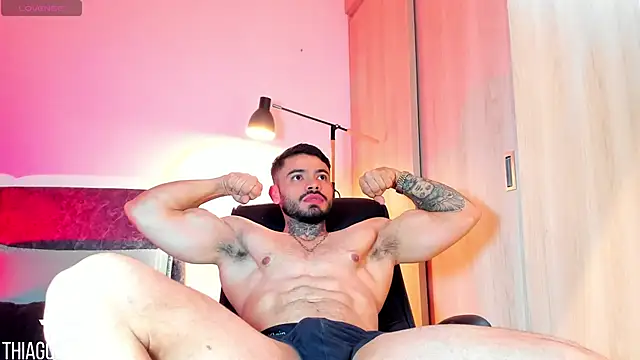 thiago ferrari  online show from 05/17/26, 05:27