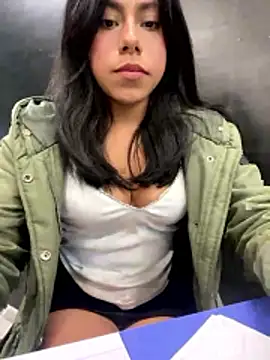 katerinnn99 online show from 01/14/26, 10:25