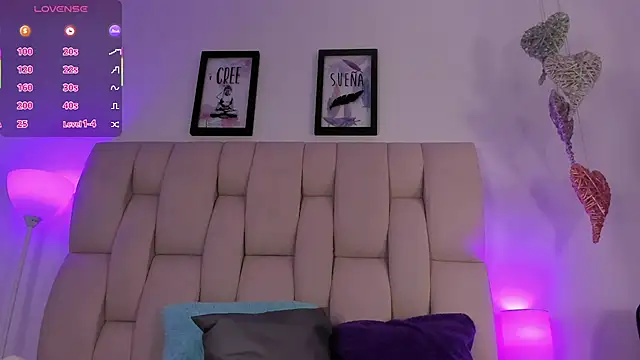 Hanna cooperr online show from 02/01/26, 03:16