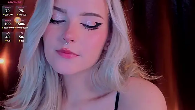 ShyniAlice online show from 03/08/26, 04:27