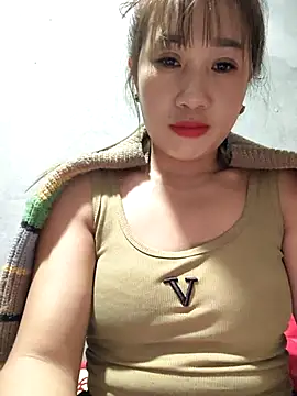 apple0011 online show from 02/15/26, 09:08