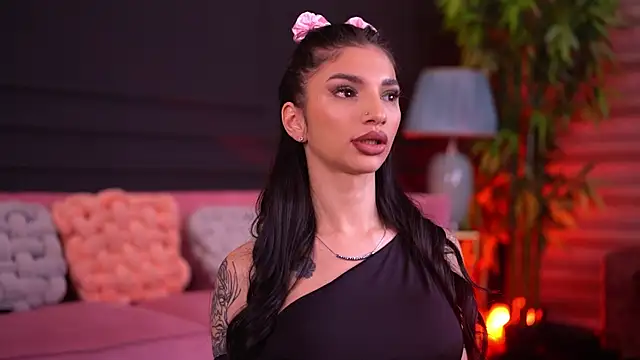 NyssaSky online show from 02/07/26, 06:33