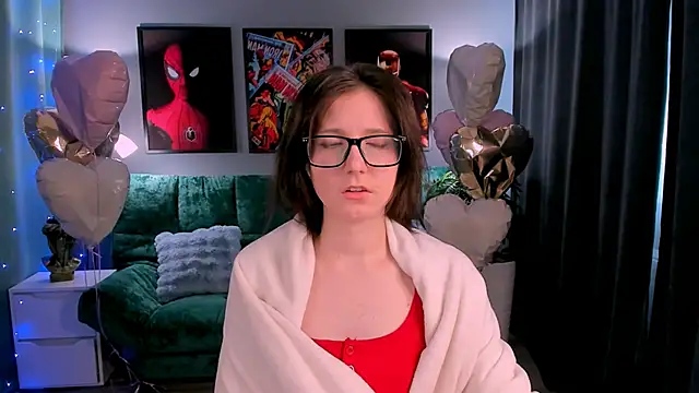 KikaOsterman online show from 03/11/26, 06:08