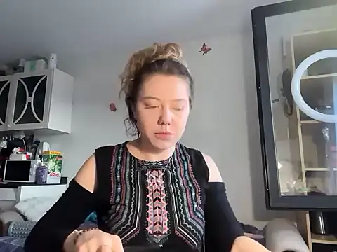 Luxerin online show from 02/28/26, 03:46