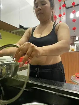 Mie-chan online show from 01/15/26, 01:32