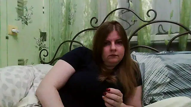 Snapshot of DarkRose0104 chatting on 01/12/26, 04:12 DarkRose0104 online show from 01/12/26, 04:12