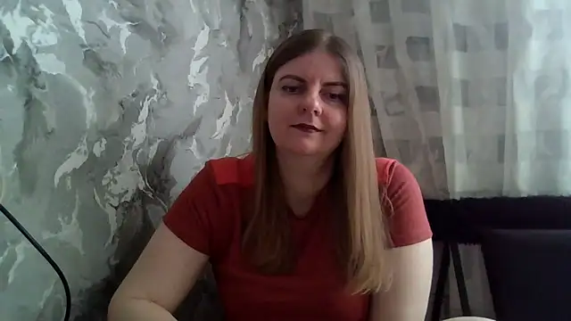 Snapshot of DarkRose0104 chatting on 02/13/26, 06:53 DarkRose0104 online show from 02/13/26, 06:53