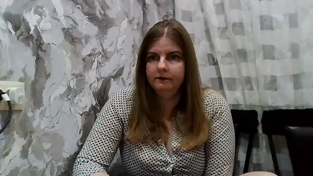 Snapshot of DarkRose0104 chatting on 02/13/26, 07:43 DarkRose0104 online show from 02/13/26, 07:43