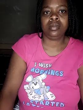 Snapshot of bigboobylicious chatting on 02/10/26, 08:02 bigboobylicious online show from 02/10/26, 08:02