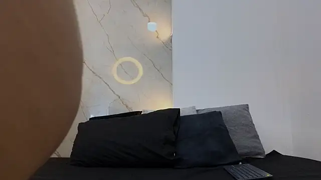 Snapshot of Laura_Miller1 chatting on 02/18/26, 08:49 Laura Miller1 online show from 02/18/26, 08:49