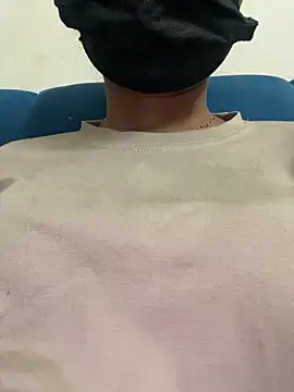 paribaby09 online show from 07/11/26, 06:32