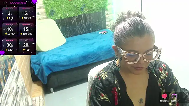 mia pazzi online show from 01/13/26, 08:58