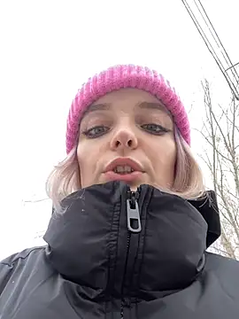 aka Blonde online show from 02/15/26, 07:51