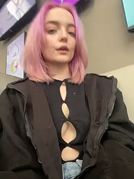 aka Blonde online show from 03/04/26, 05:35