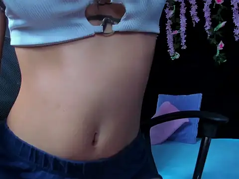 Snapshot of nicolfontana_ chatting on 01/15/26, 12:21 nicolfontana online show from 01/15/26, 12:21