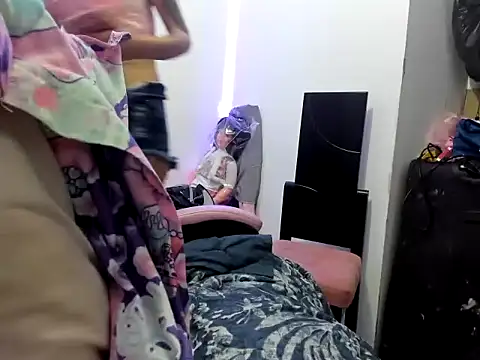 Snapshot of jenniferbodys chatting on 02/14/26, 10:39 jenniferbodys online show from 02/14/26, 10:39