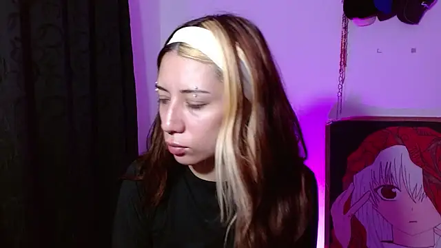 kittymiauu444 online show from 07/08/26, 02:49