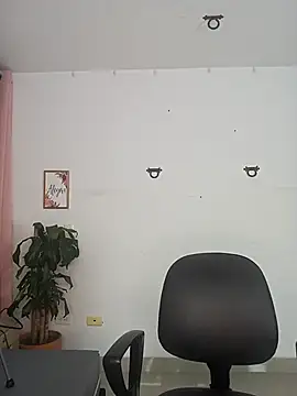 Natalye 23 online show from 03/10/26, 03:00