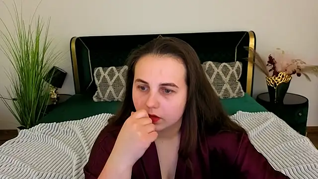 MikaFoxy online show from 05/12/26, 05:48