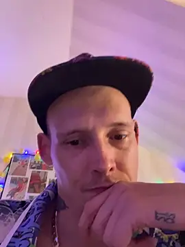 Donaldduck0069 online show from 04/23/26, 07:16