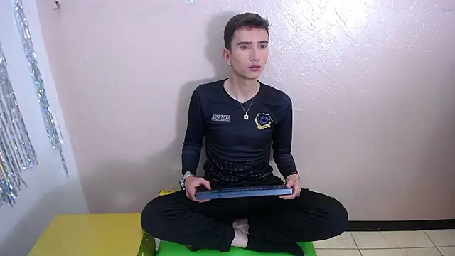 Iam Smith  online show from 02/27/26, 10:32