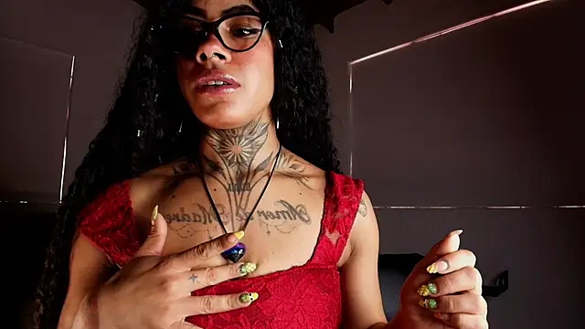 Canela Osada  online show from 02/01/26, 01:42