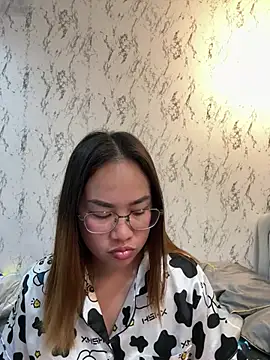 Ponthip online show from 03/10/26, 10:15