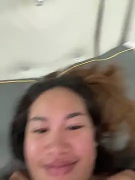 Ponthip online show from 04/17/26, 04:43