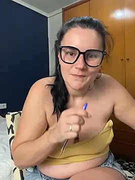 Alice Dan online show from 06/03/26, 02:33