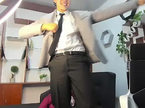 Snapshot of Fer_And_Tonny chatting on 01/14/26, 06:57 Fer And Tonny online show from 01/14/26, 06:57