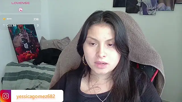 yessica gomez01 online show from 02/15/26, 10:39